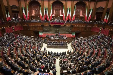 Camera_dei_deputati_Aula_Palazzo_Montecitorio_Roma.webp